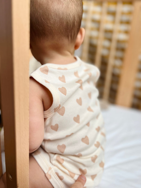 Body bébé coeur beige